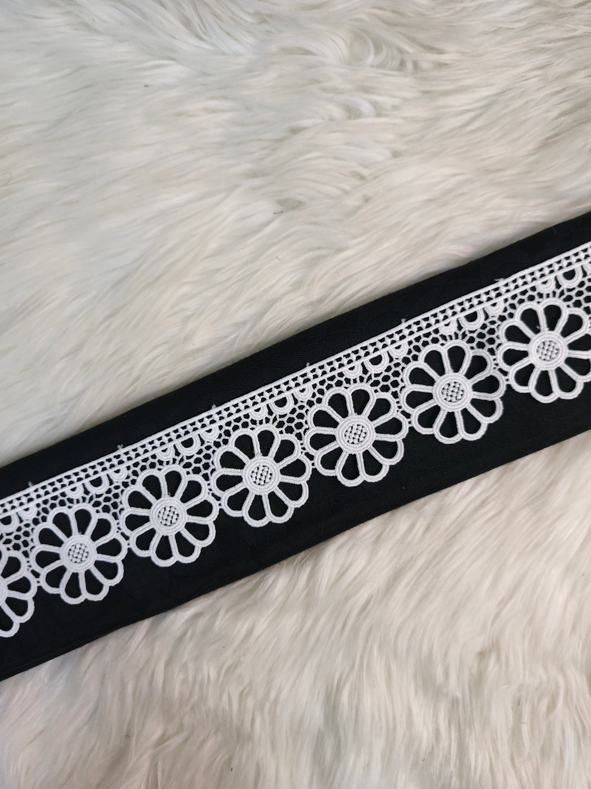 MILKY LACE D-09
