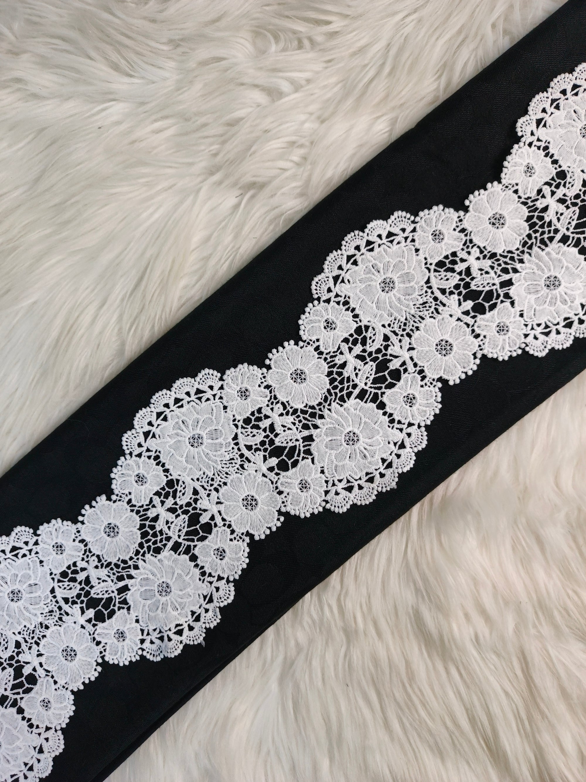 MILKY LACE D-10