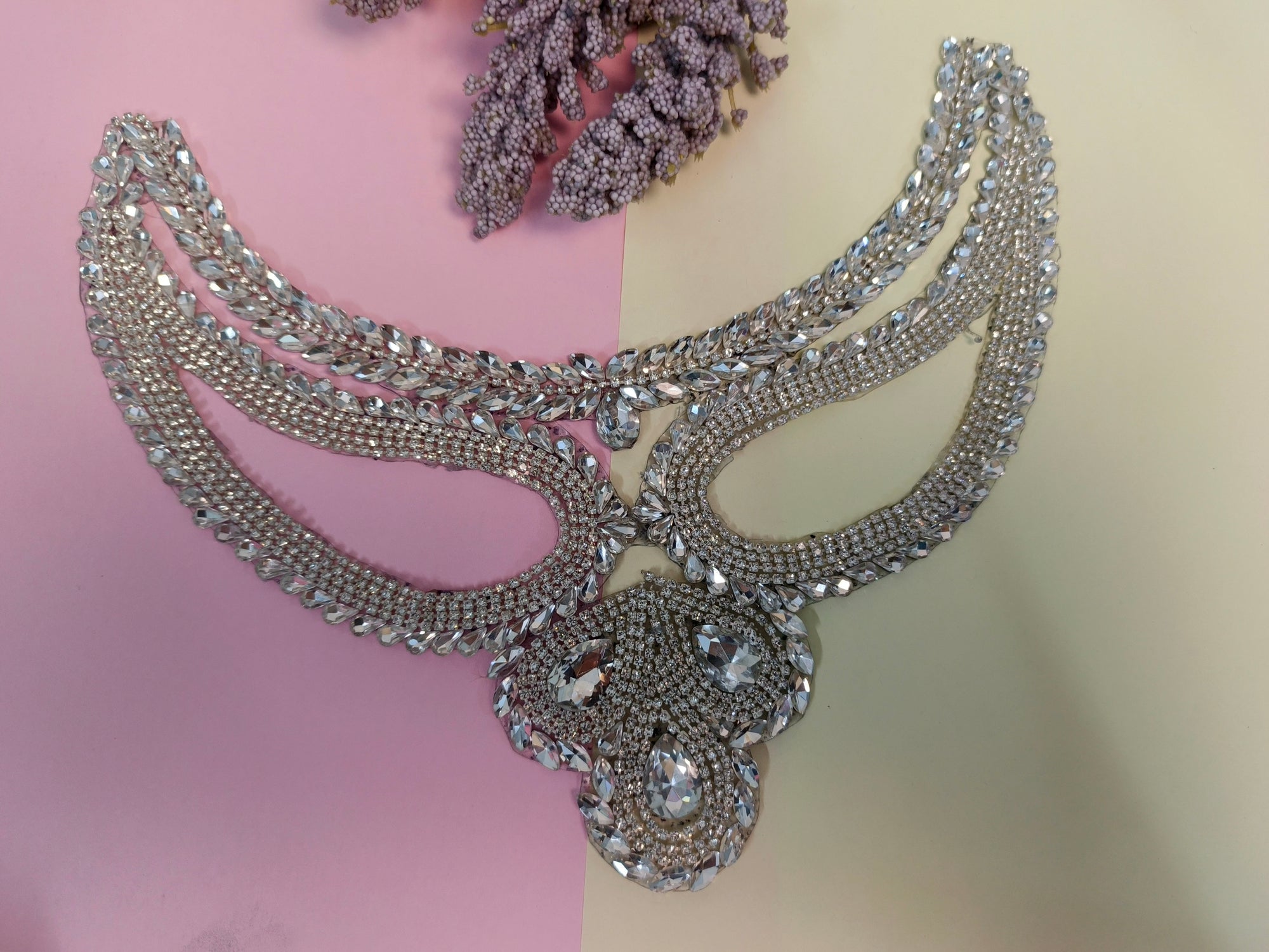 MIRROR STONE NECKLINE MN-06