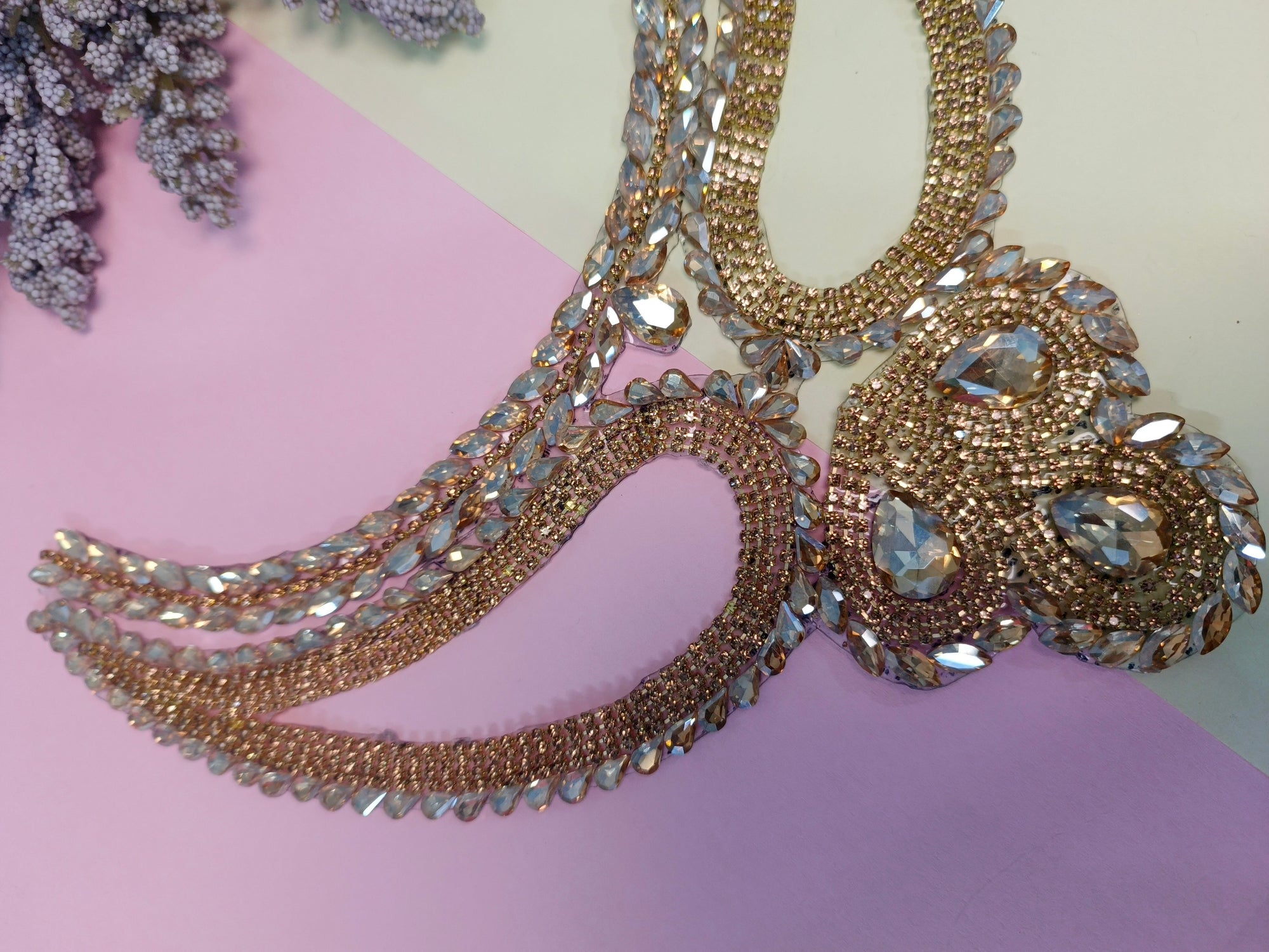 MIRROR STONE NECKLINE MN-06