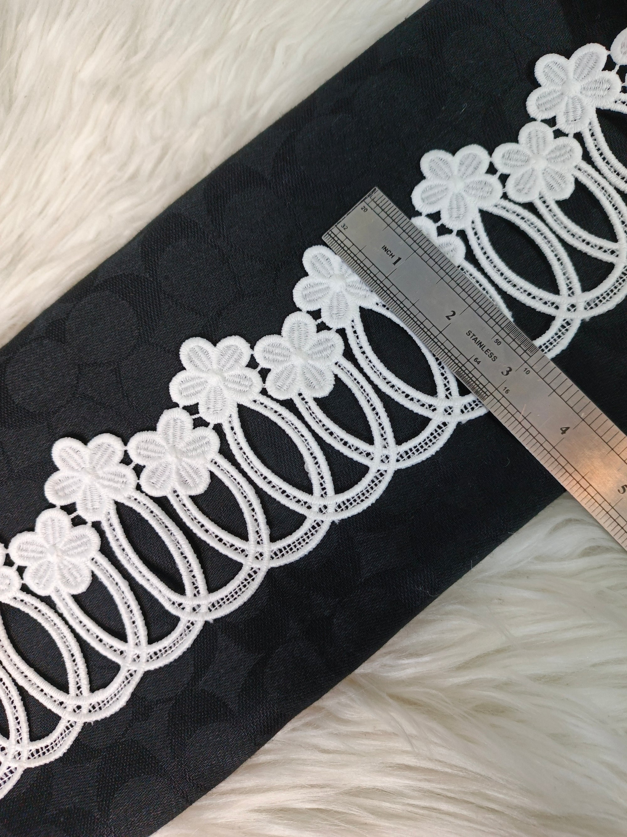 MILKY LACE D-14