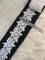 MILKY LACE  D-15