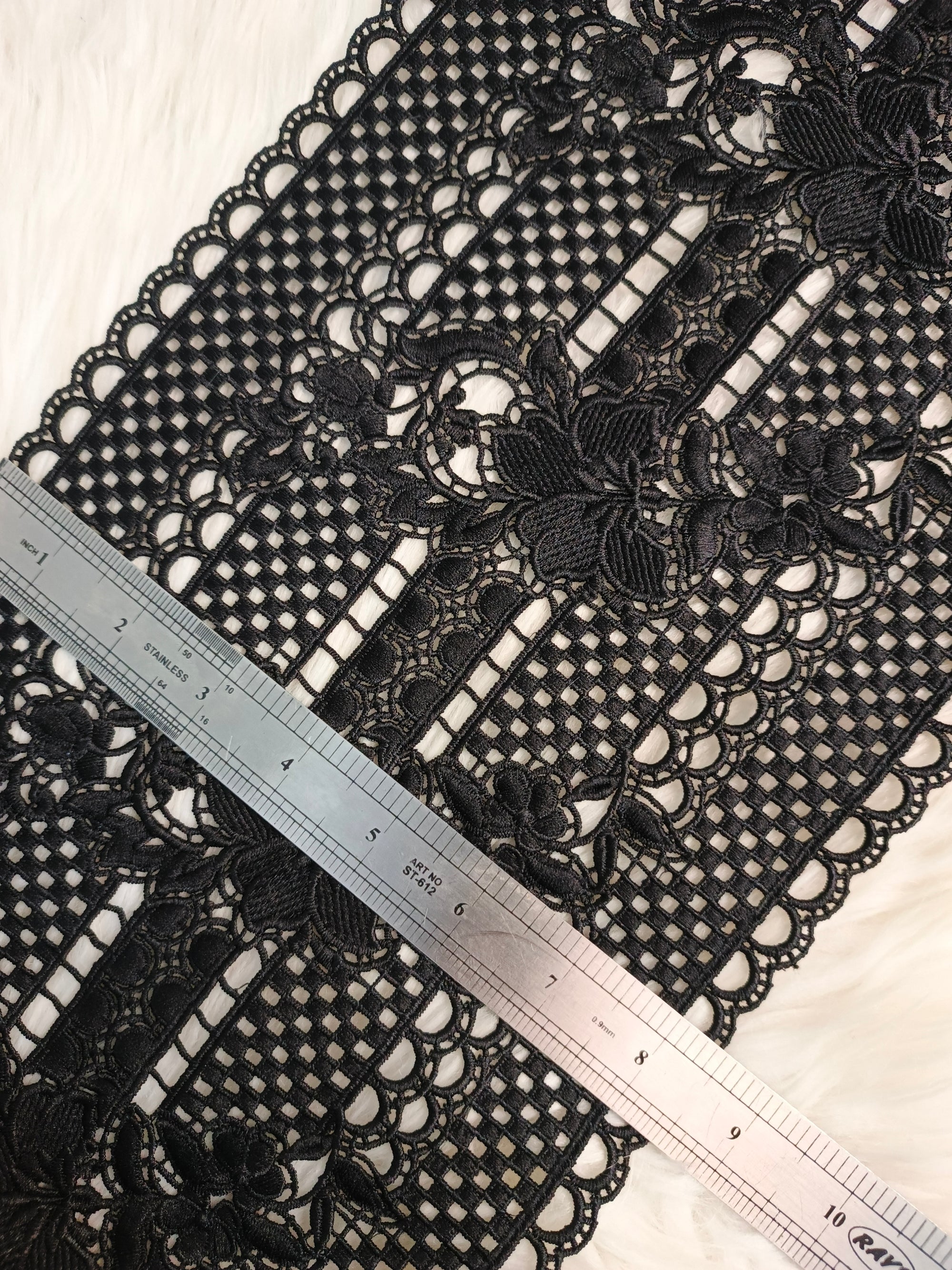 MILKY LACE D-38
