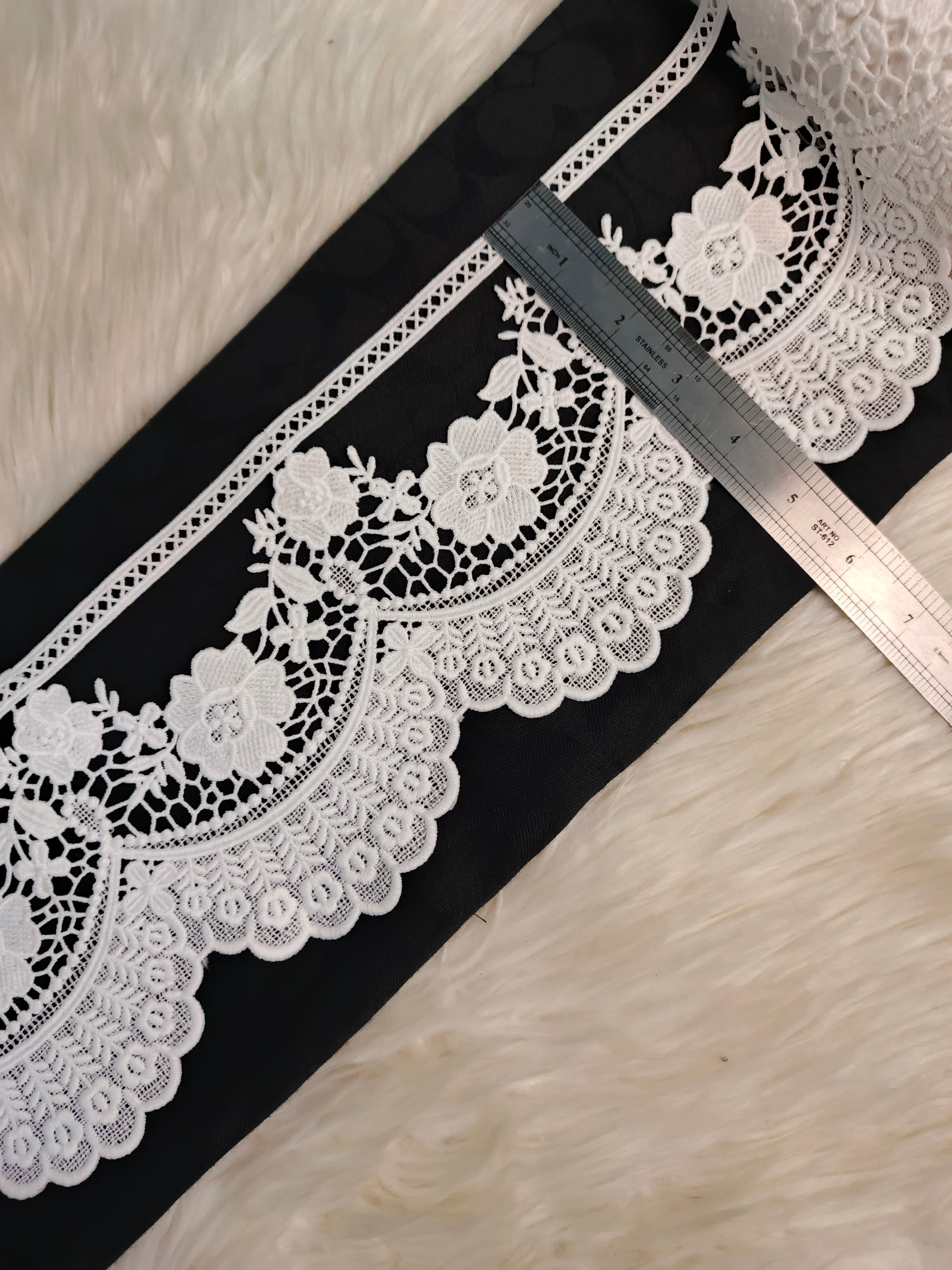 MILKY LACE D-24