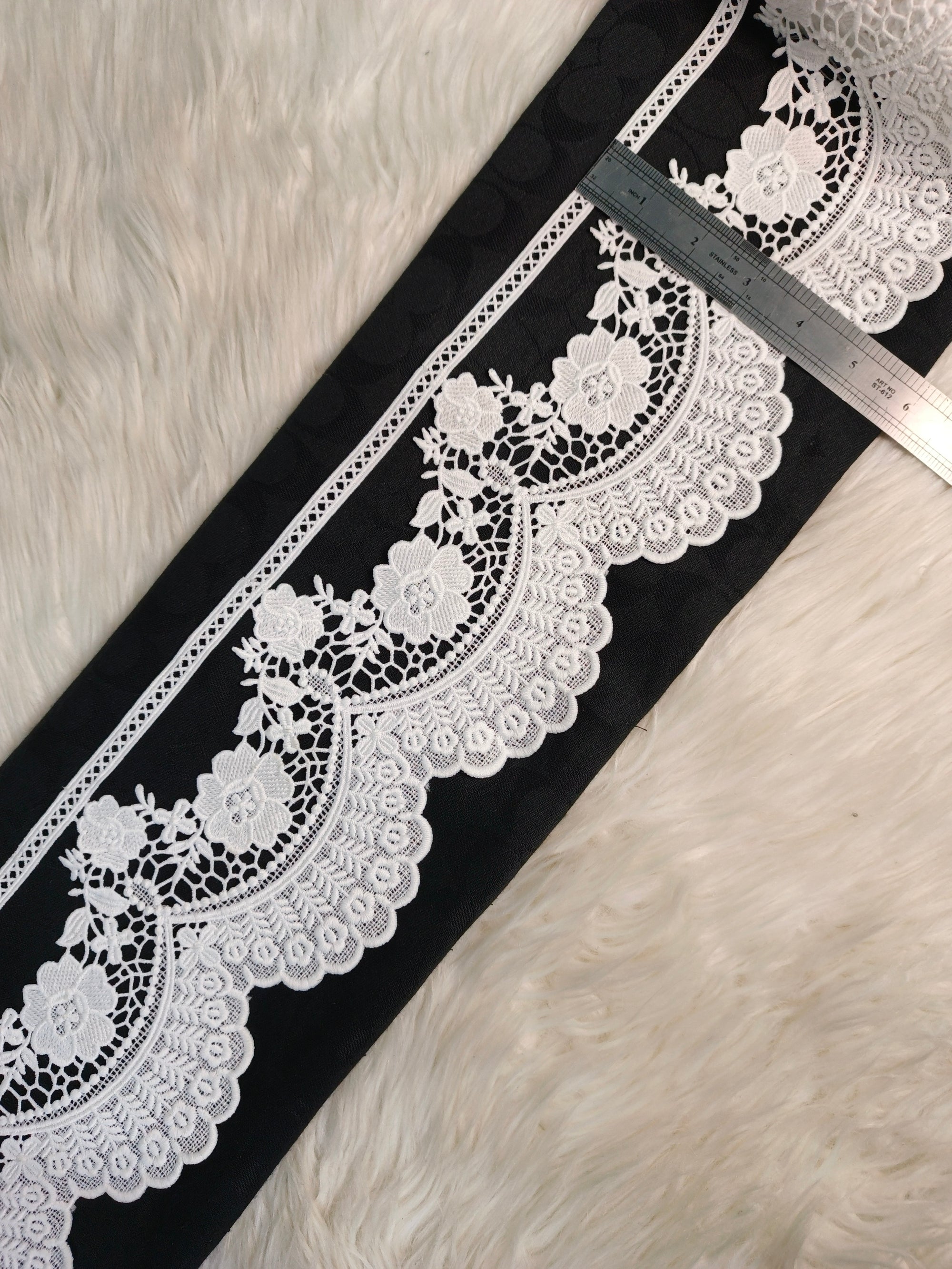 MILKY LACE D-24