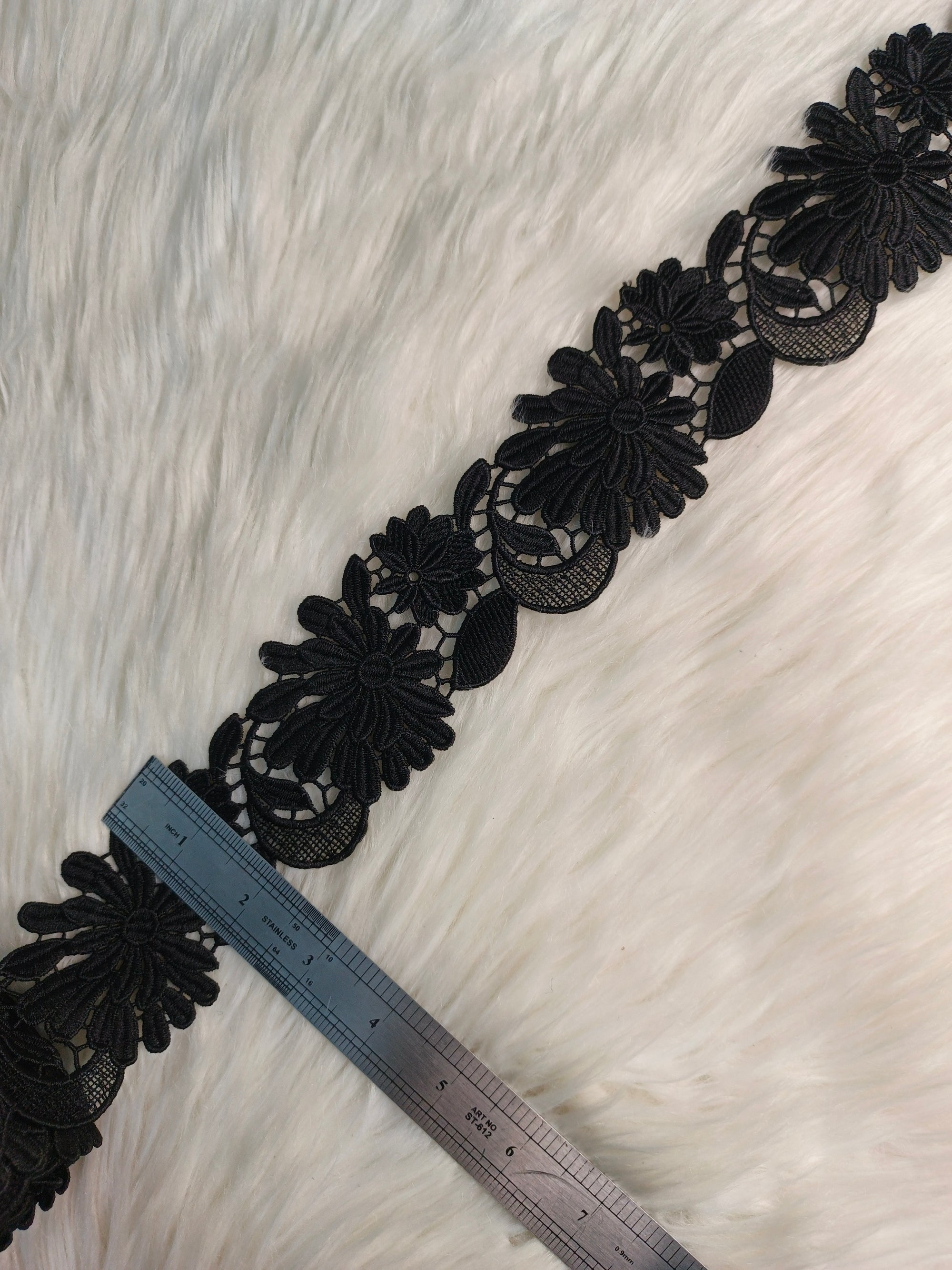 MILKY LACE D-35