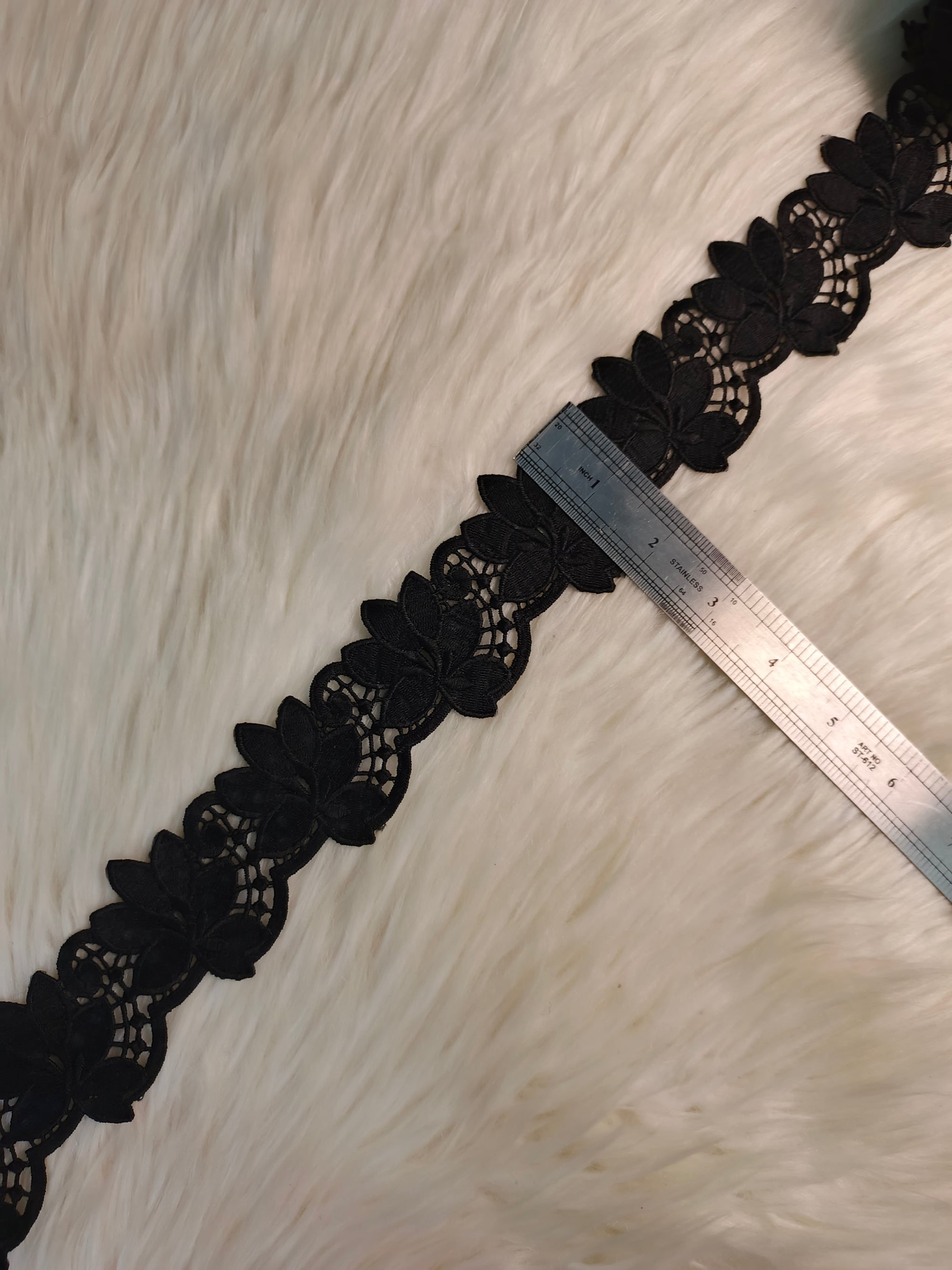MILKY LACE D-37