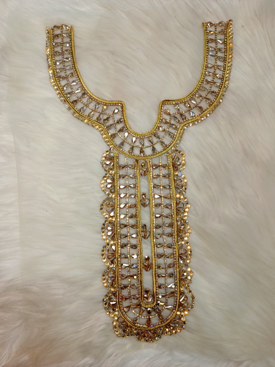 MIRROR STONE NECKLINE MN-01