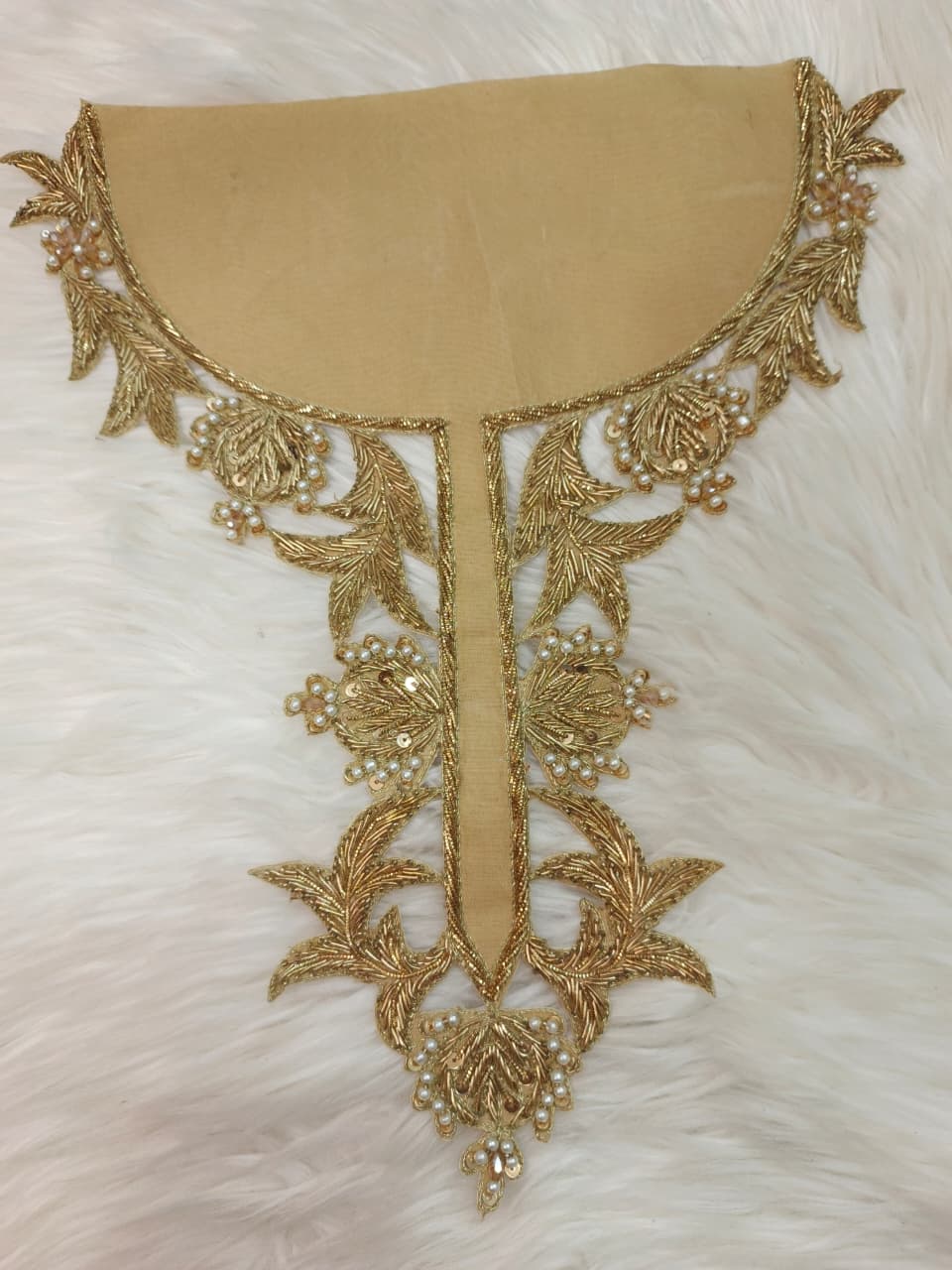 KORA DABKA NECKLINE KN-03