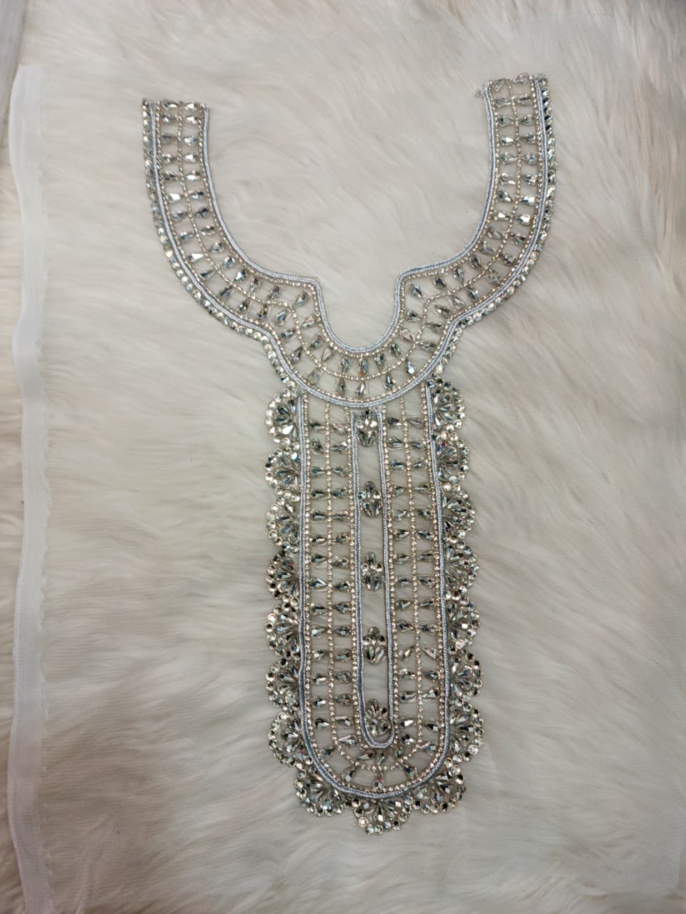 MIRROR STONE NECKLINE MN-01