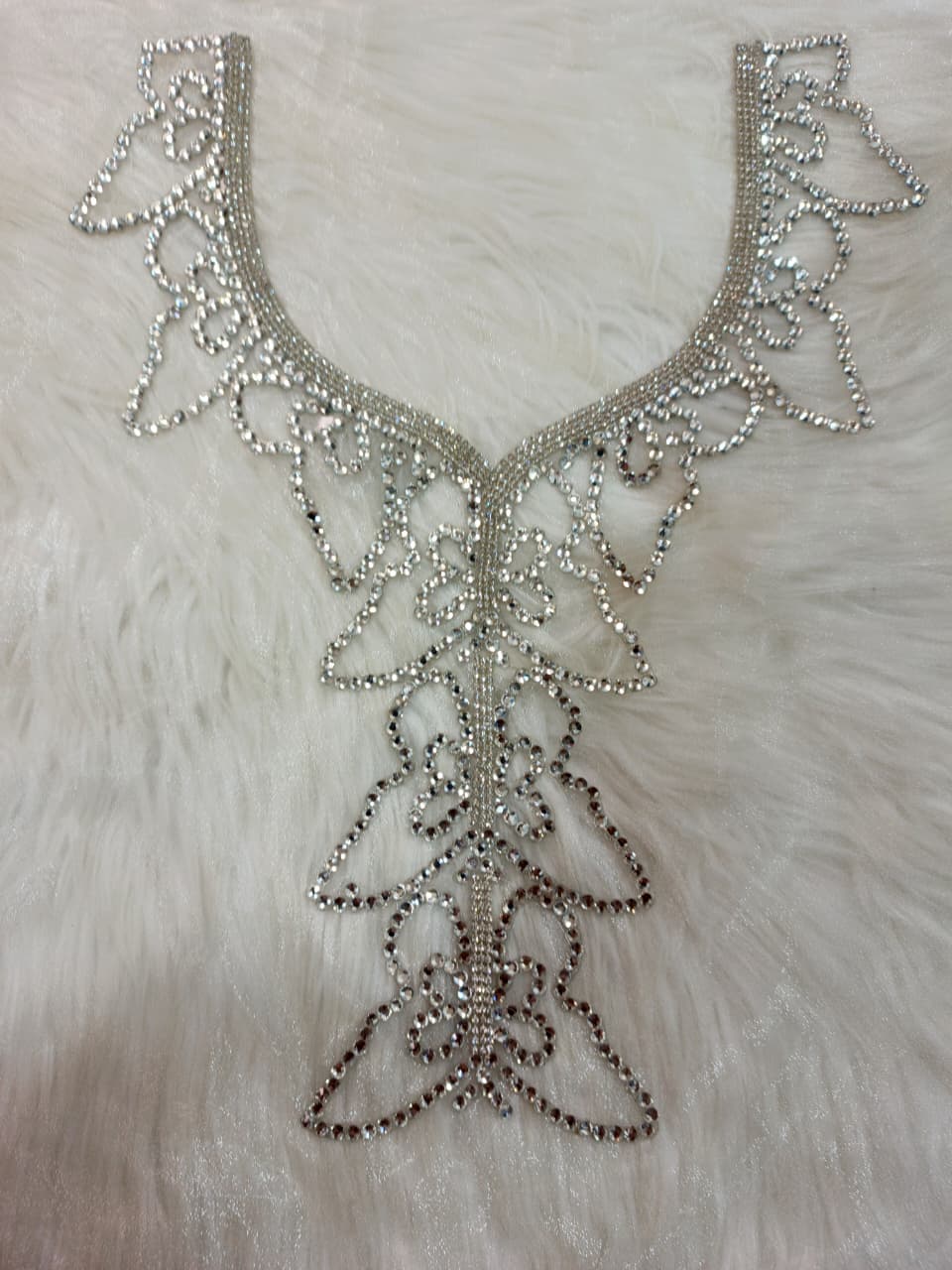 MIRROR STONE NECKLINE MN-02