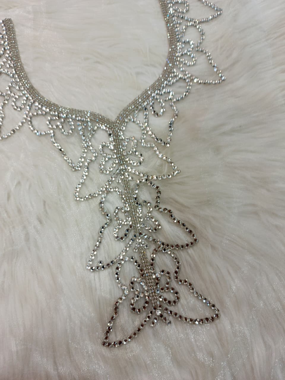 MIRROR STONE NECKLINE MN-02